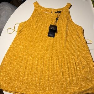 Adrianna Papell Mustard Sleeveless Blouse